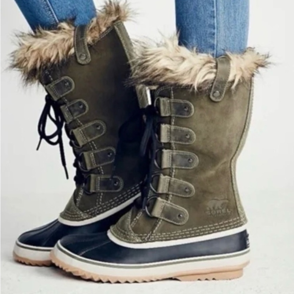 Sorel Joan of Artic Green and Black Winter Rain Boots Faux Fur Trim size 7.5